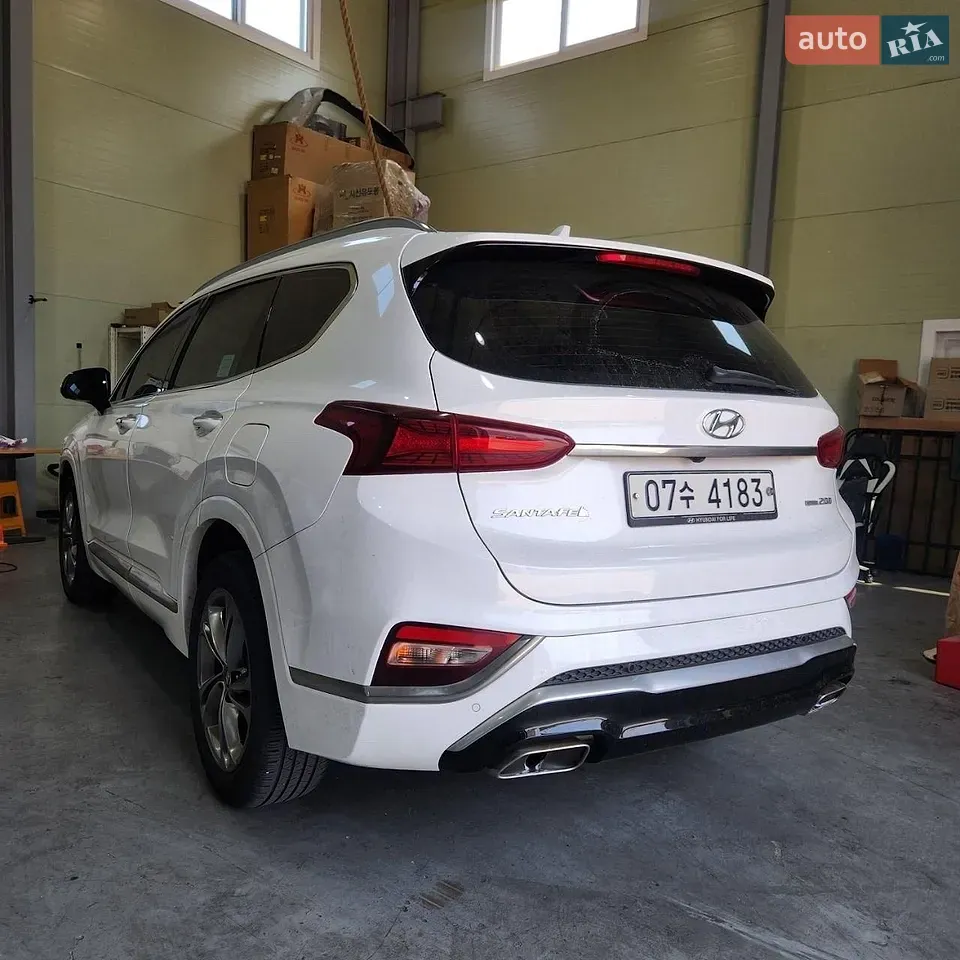 Hyundai Santa Fe 2018 photo 5