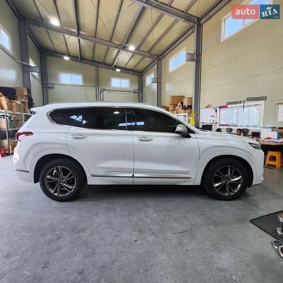 Hyundai Santa Fe 2018 photo 4