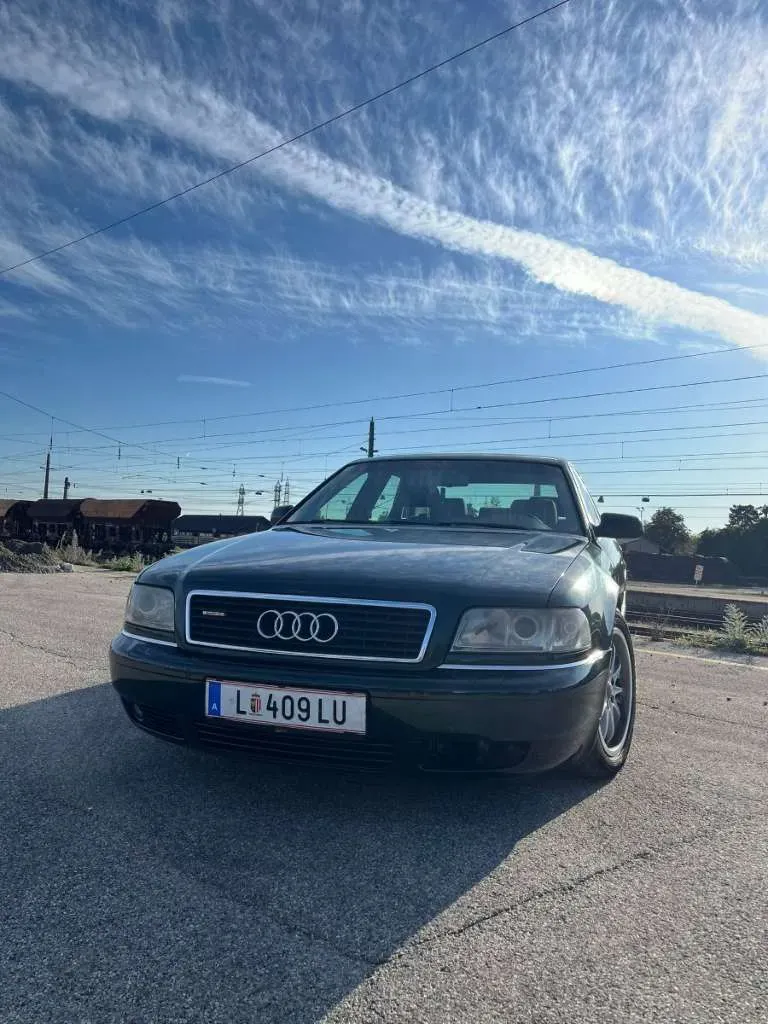 Audi A8 1999 photo 3