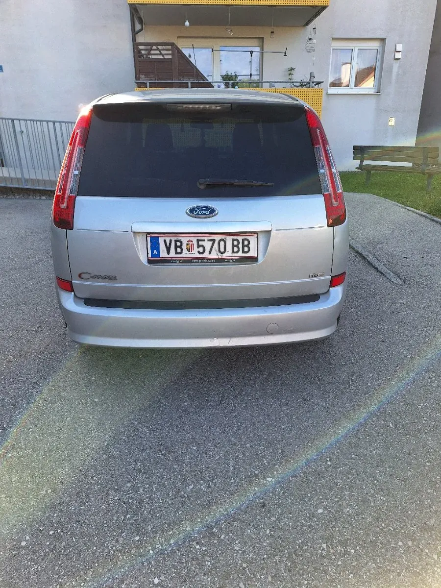 Ford C-Max 2009 photo 2