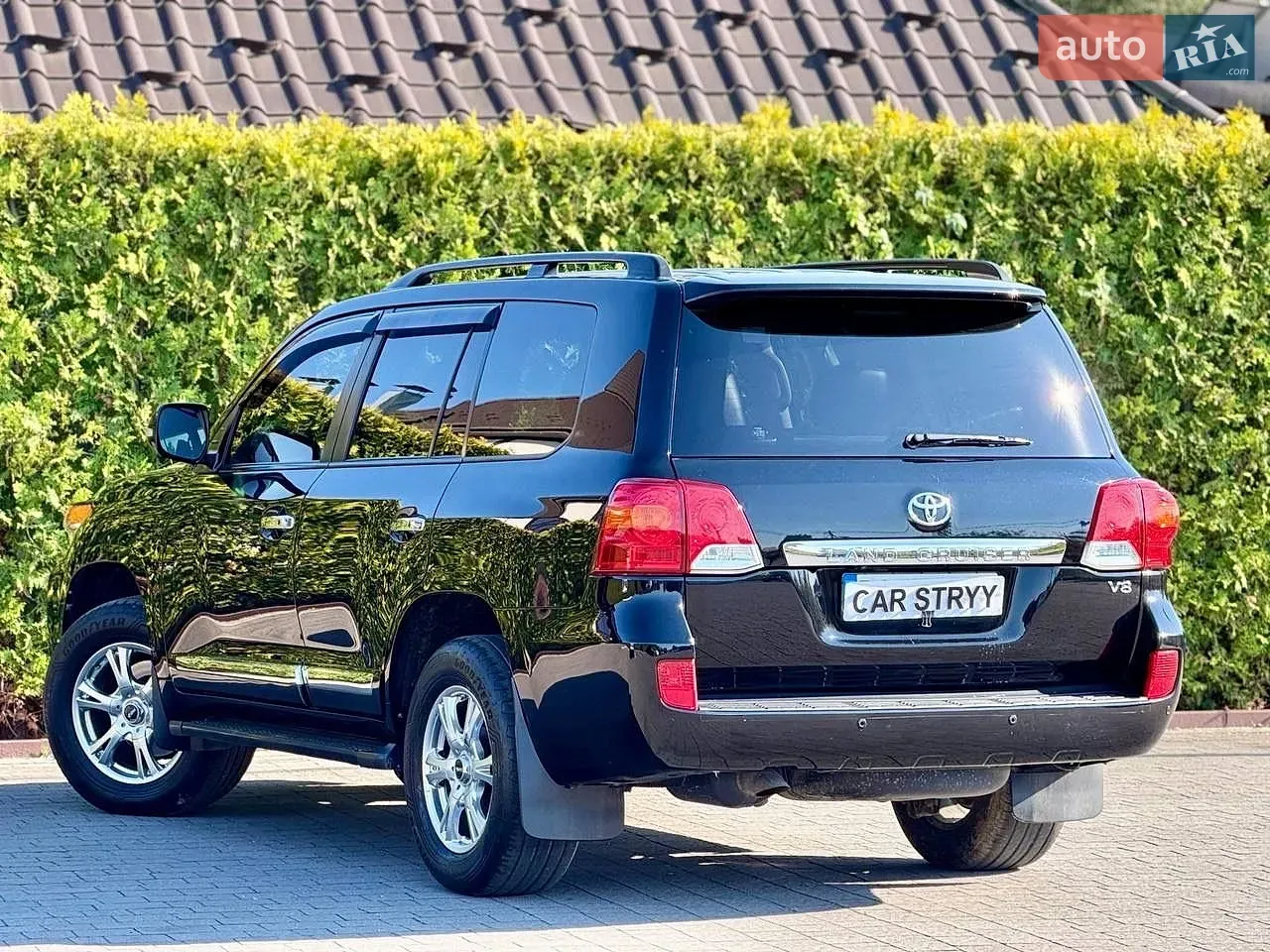 Toyota Land Cruiser 2013 photo 4