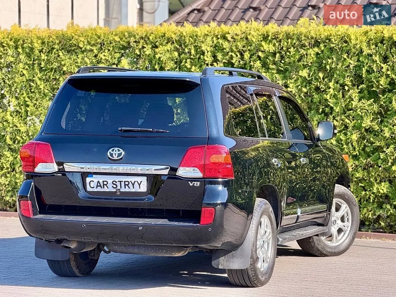 Toyota Land Cruiser 2013 photo 3
