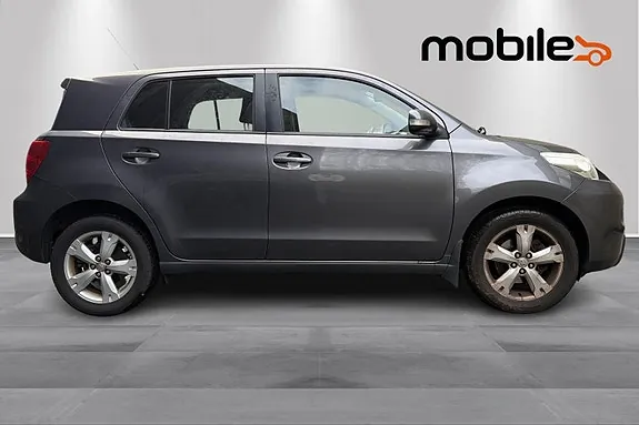 Toyota Urban Cruiser 2010 photo 2
