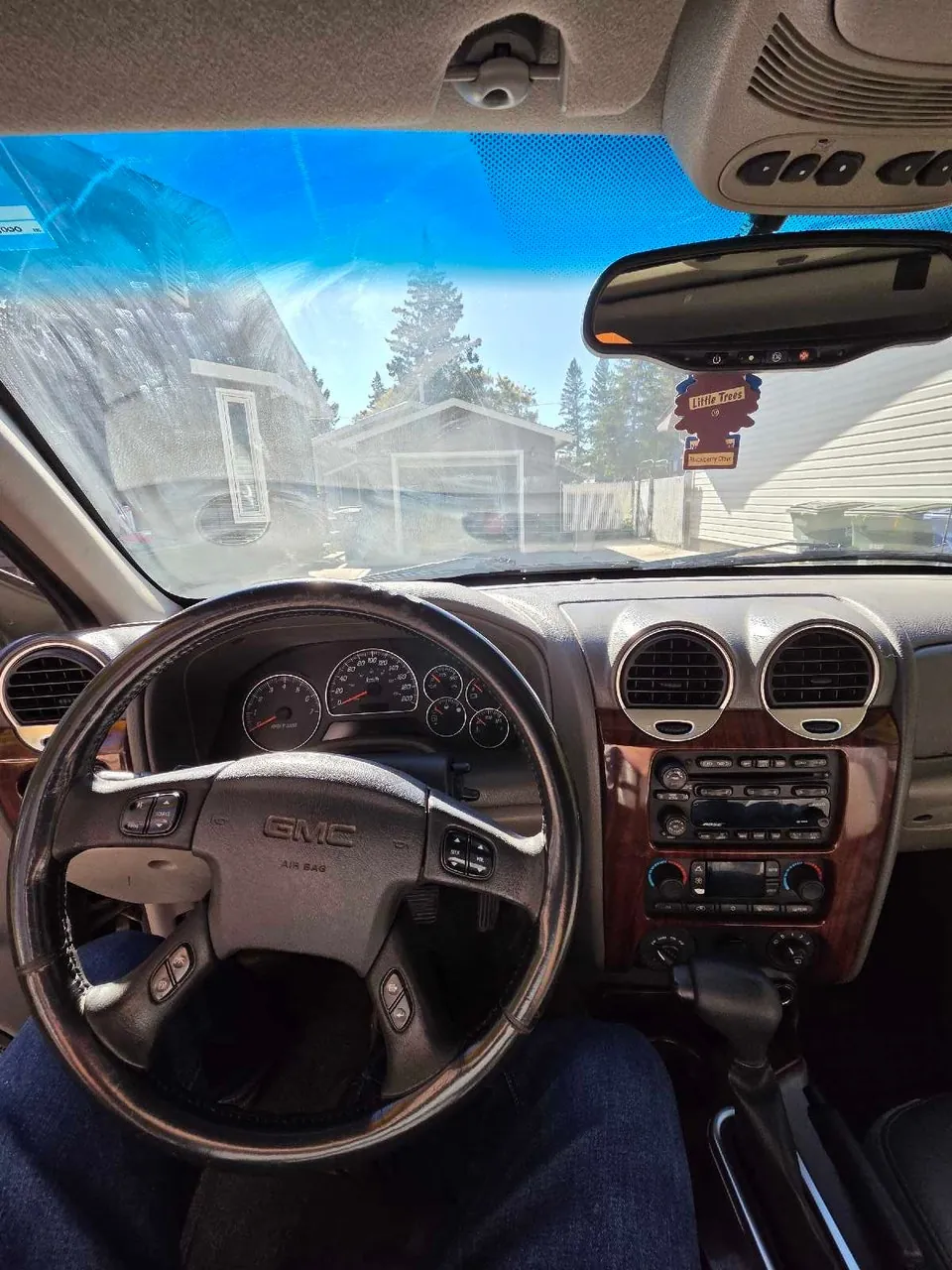 GMC Envoy 2004 photo 5