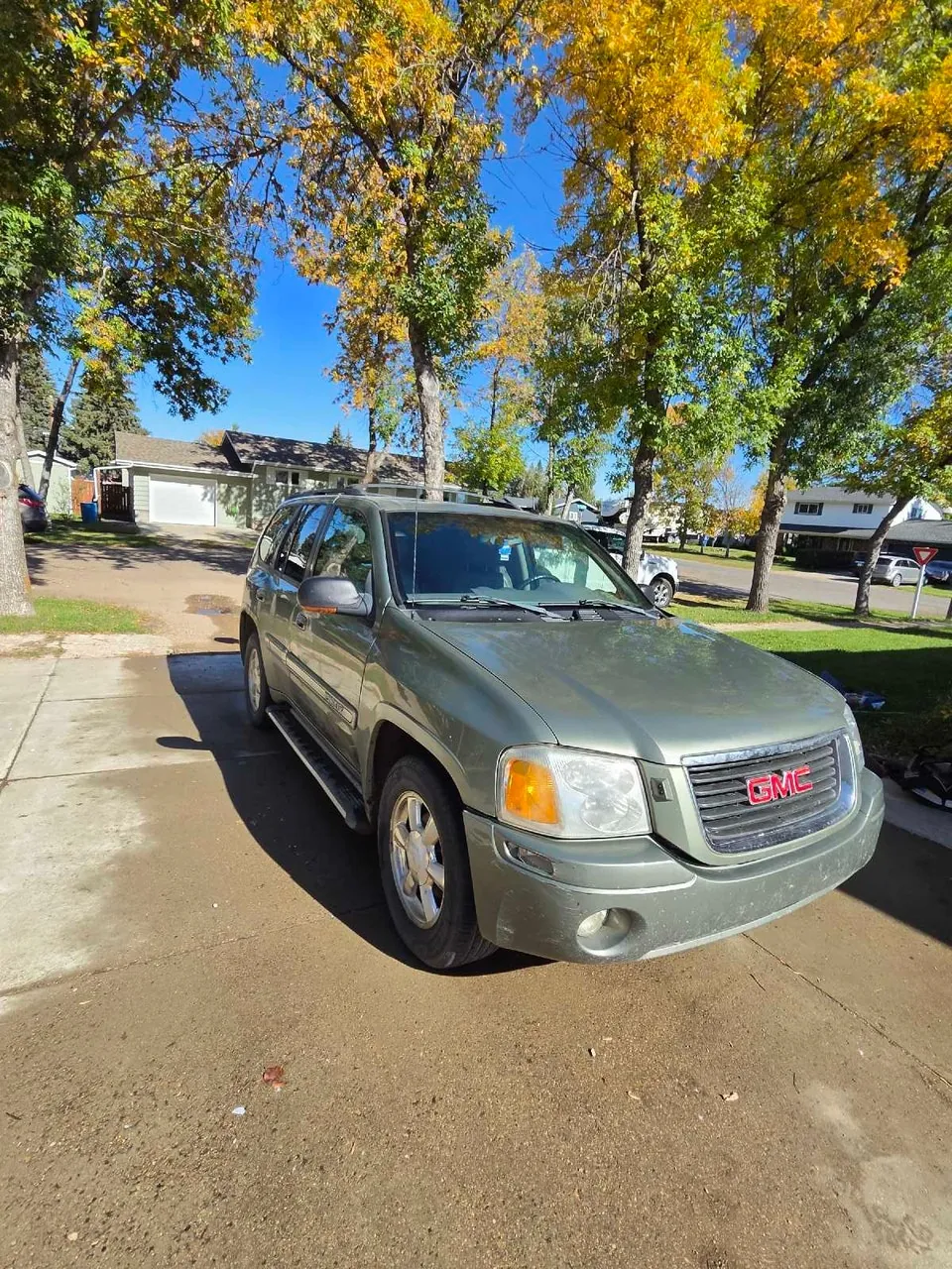 GMC Envoy 2004 photo 3