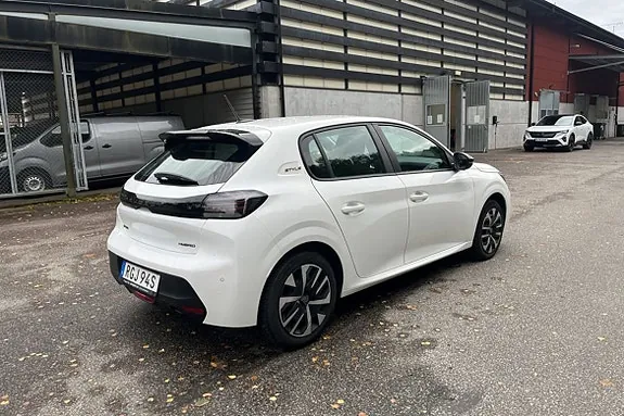 Peugeot 208 2025 photo 3
