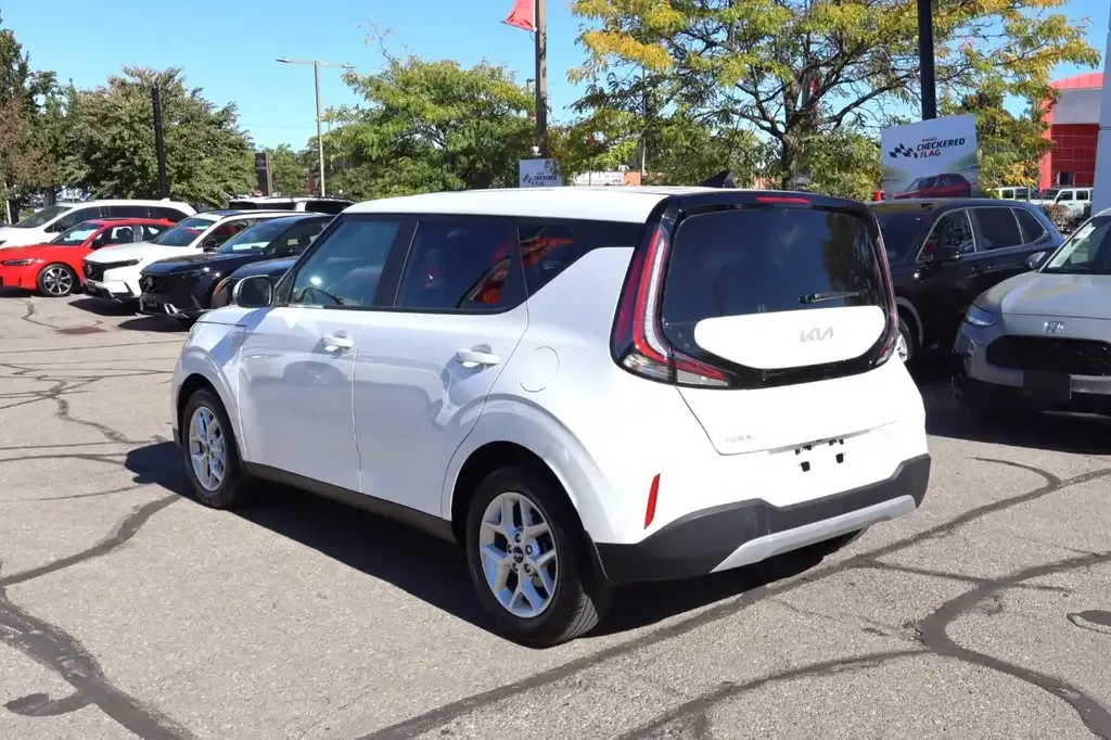 Kia Soul 2024 photo 3