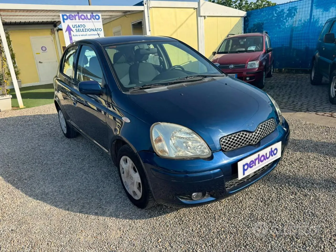 Toyota Yaris 2005 photo 2