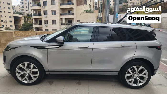 Land Rover Range Rover Evoque 2019 photo 2