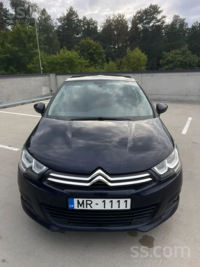Citroen C4 2016 photo 2