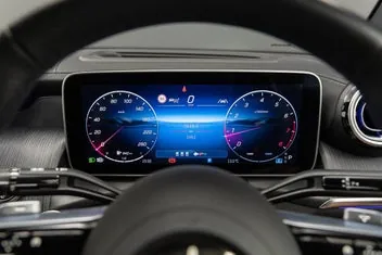 Mercedes-Benz Glc 2025 photo 5