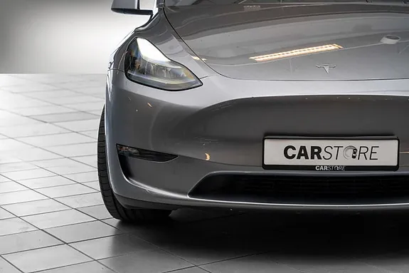 Tesla Model Y 2023 photo 5