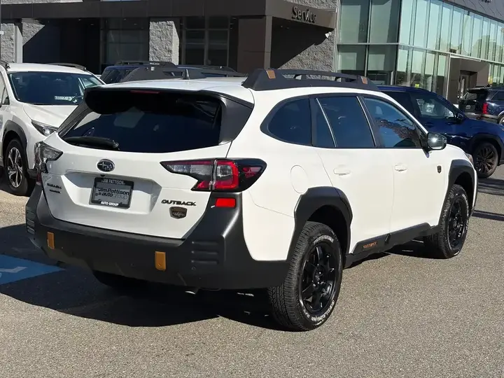 Subaru Outback 2025 photo 5