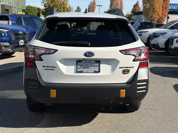 Subaru Outback 2025 photo 4
