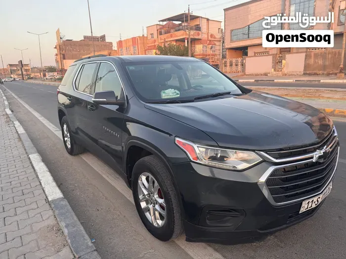 Chevrolet Traverse 2021 photo 2