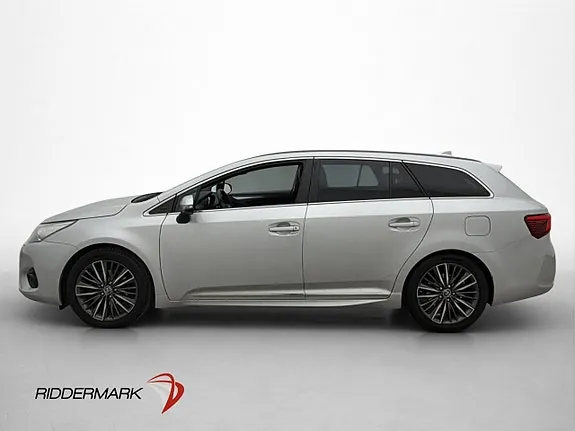Toyota Avensis 2017 photo 3