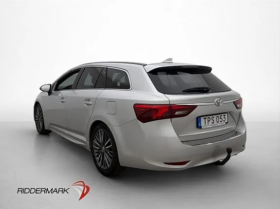 Toyota Avensis 2017 photo 5