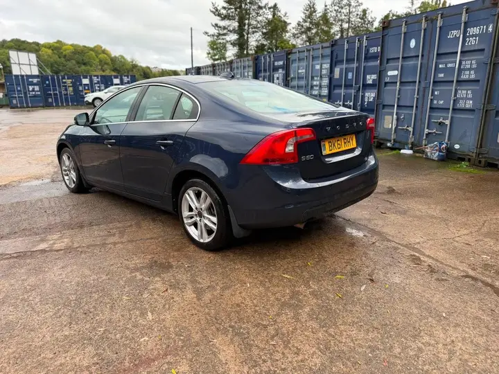 Volvo S60 2011 photo 5
