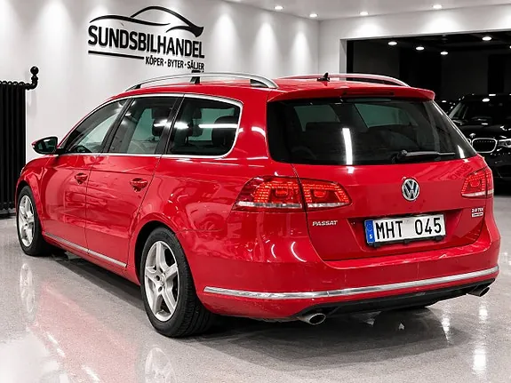 Volkswagen Passat 2012 photo 3