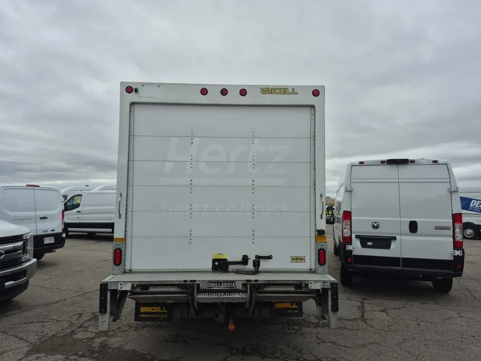 Ford E-450 2023 photo 3