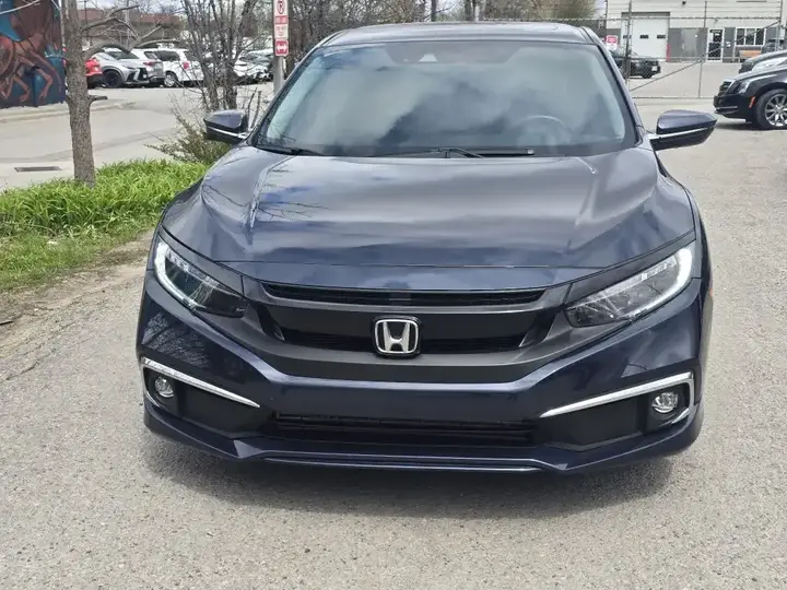 Honda Civic 2020 photo 2