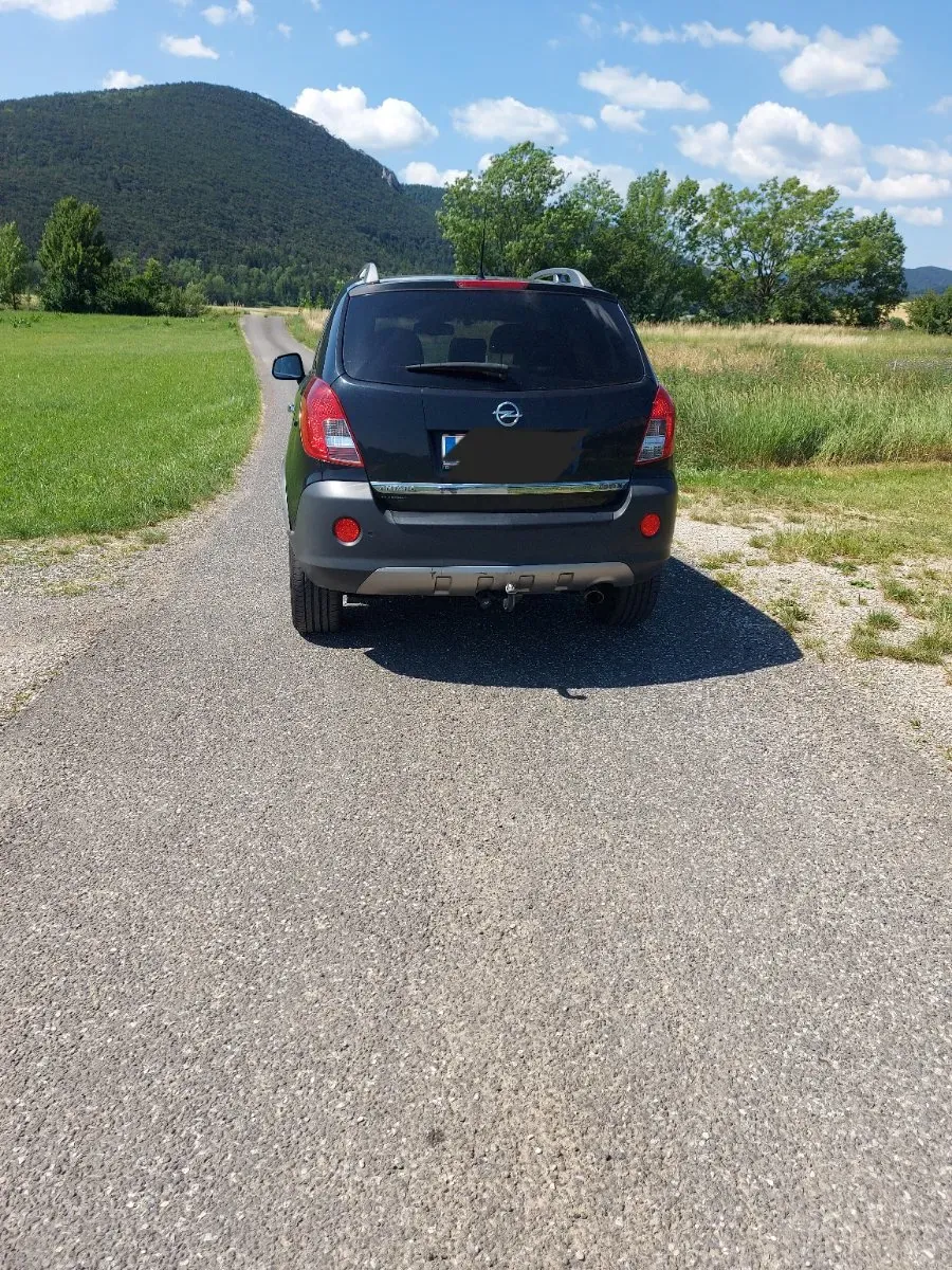 Opel Antara 2012 photo 2