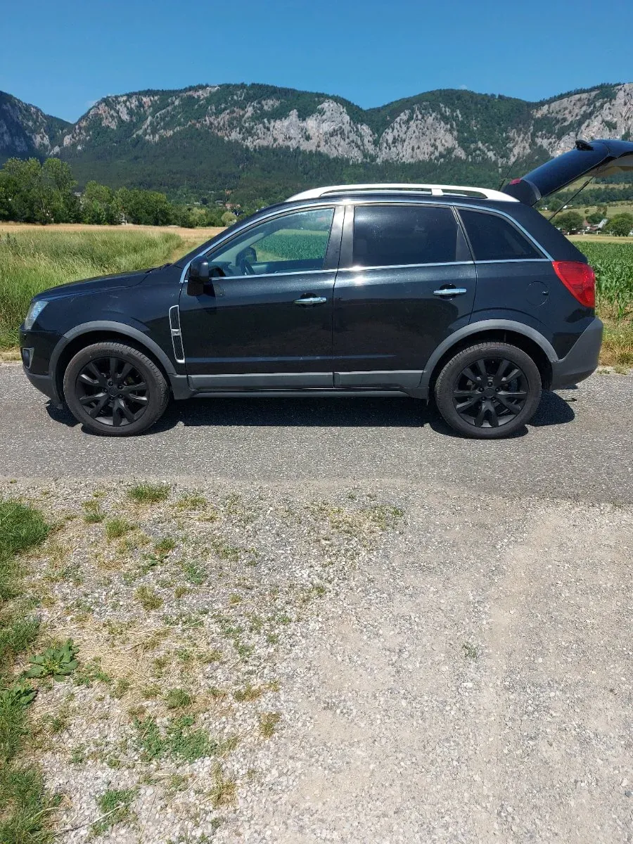Opel Antara 2012 photo 3