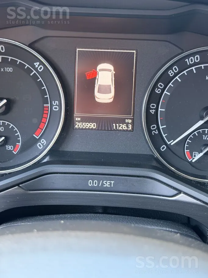 Skoda Superb 2017 photo 4