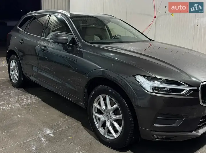 Volvo Xc60 2018 photo 2