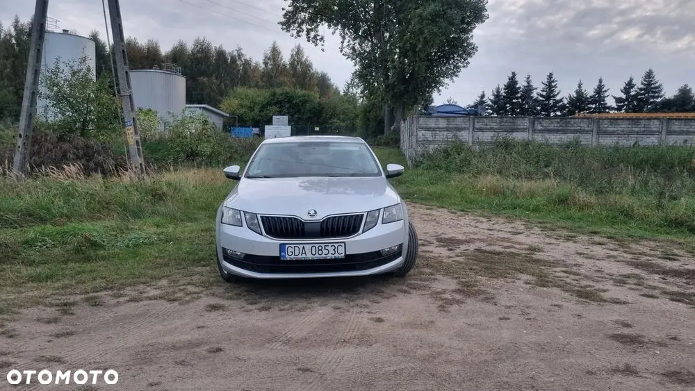 Skoda Octavia 2017 photo 2