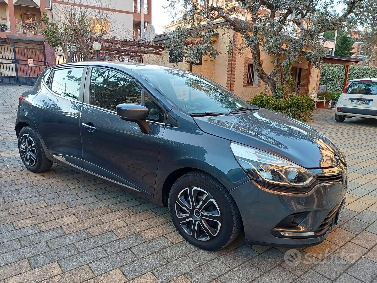 Renault Clio 2017 photo 3