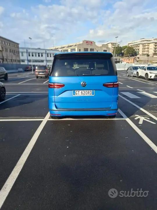 Volkswagen Multivan 2024 photo 2