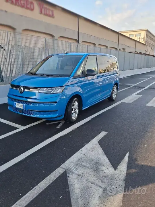 Volkswagen Multivan 2024 photo 3