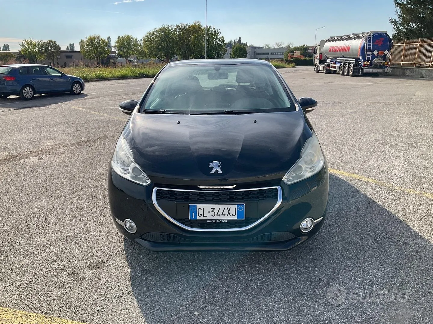 Peugeot 208 2013 photo 4