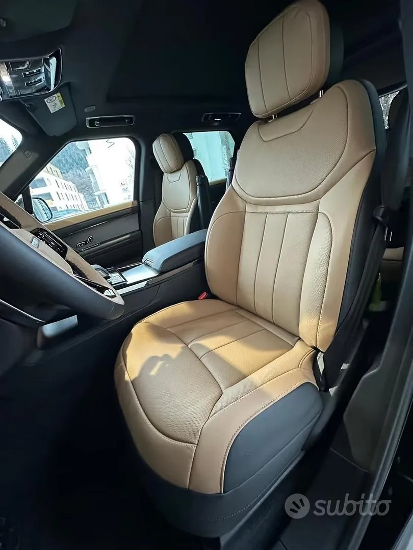 Land Rover Range Rover Sport 2026 photo 4