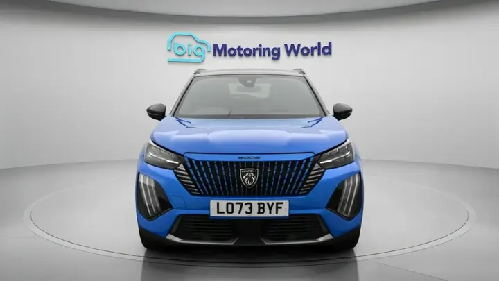 Peugeot 2008 2023 photo 3