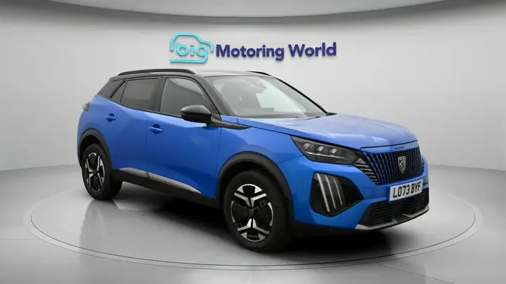 Peugeot 2008 2023 photo 2