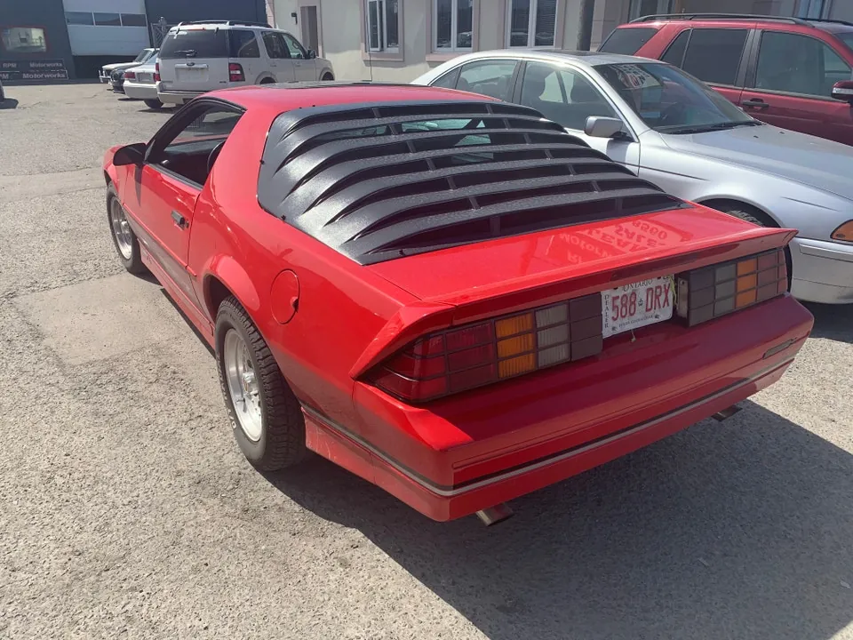 Chevrolet Camaro 1988 photo 2