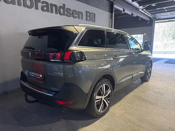 Peugeot 5008 2018 photo 5