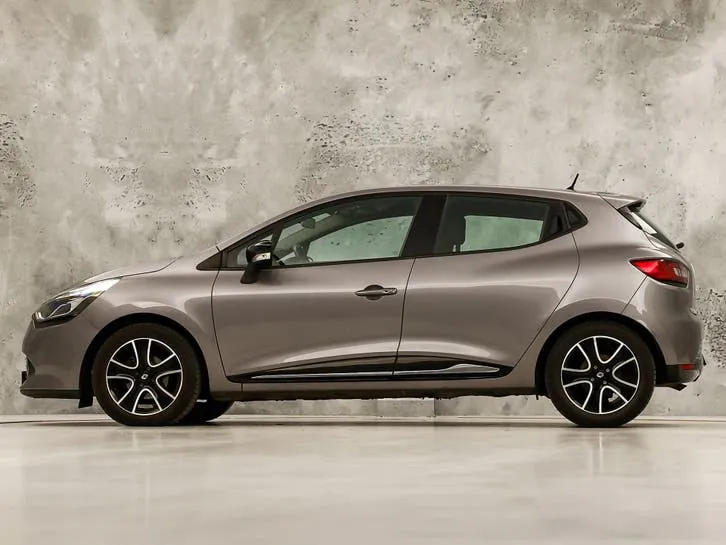 Renault Clio 2014 photo 2