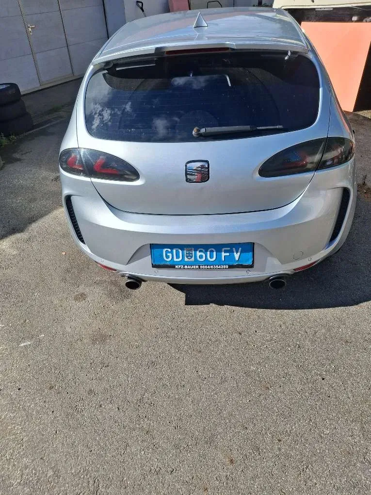 Seat Leon 2008 photo 2