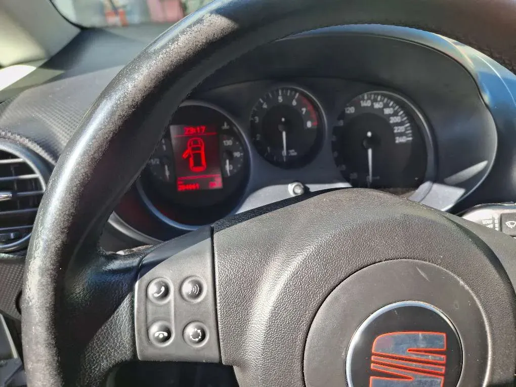 Seat Leon 2008 photo 3