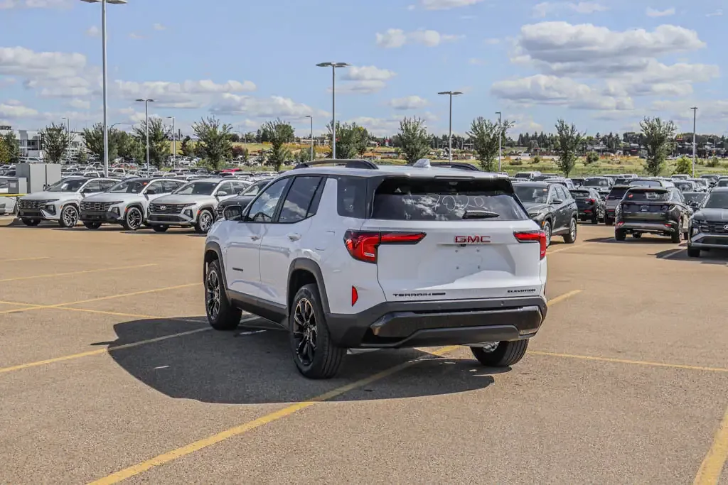 GMC Terrain 2027 photo 5