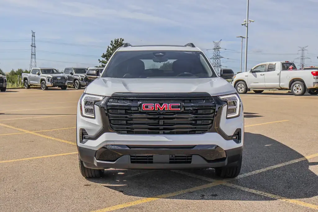 GMC Terrain 2027 photo 2