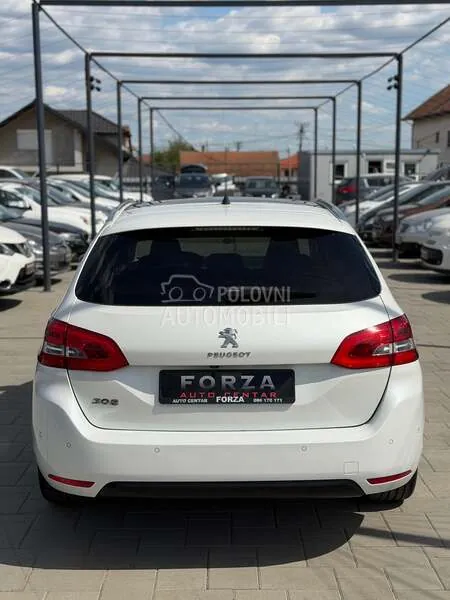Peugeot 308 2014 photo 5