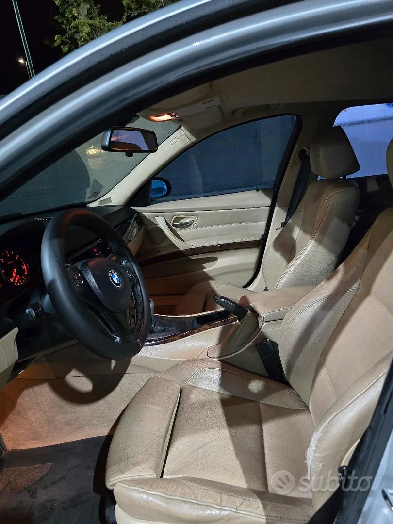 BMW 320D Touring 2006 photo 4