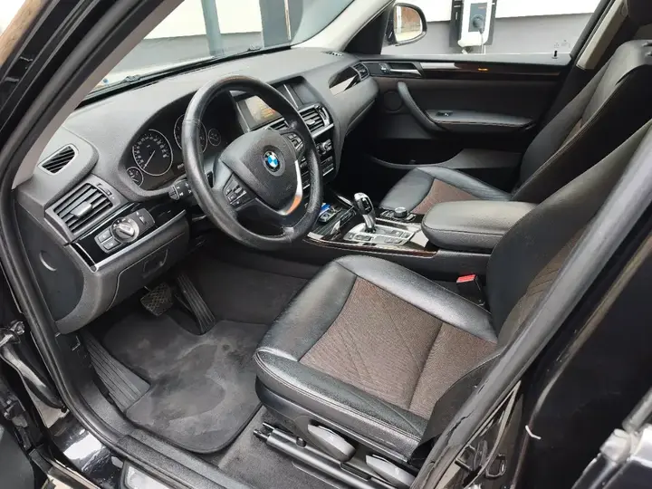 BMW X3 2016 photo 2