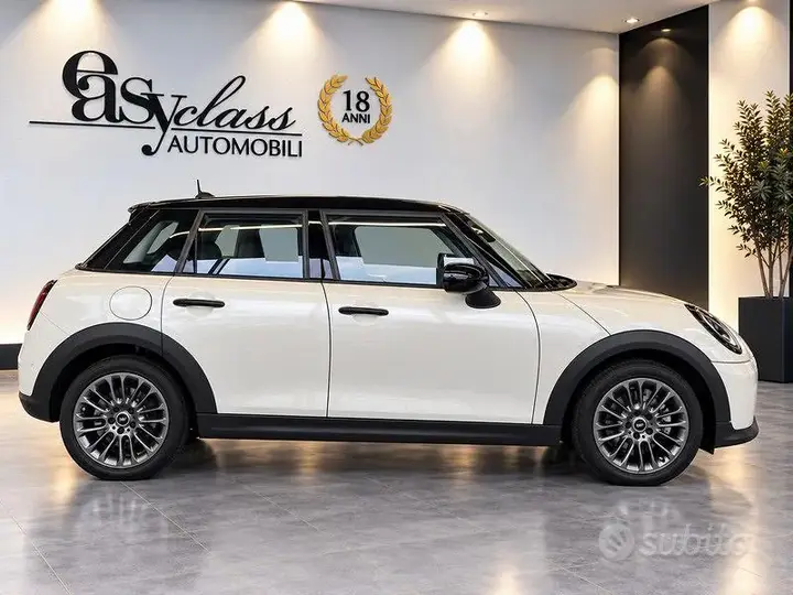 Mini Cooper 2025 photo 2
