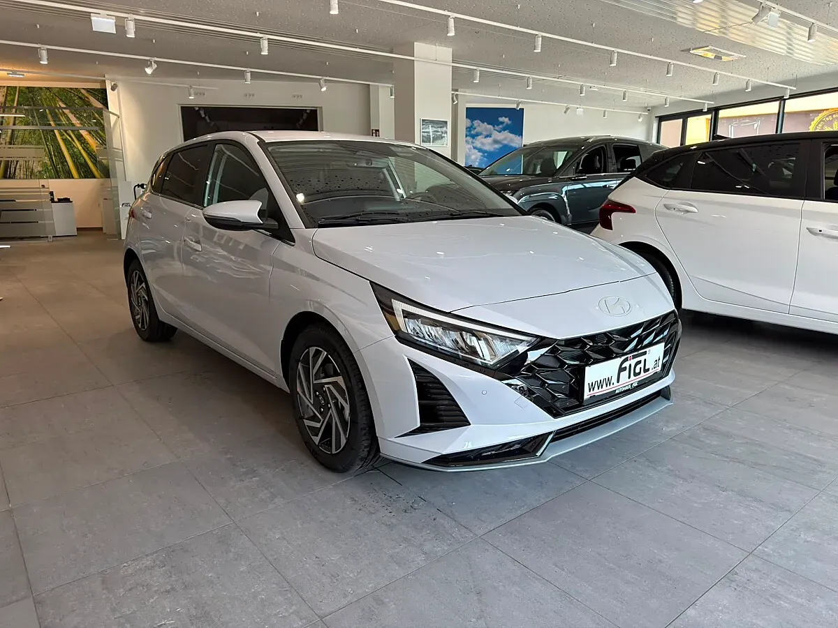Hyundai I20 photo 2