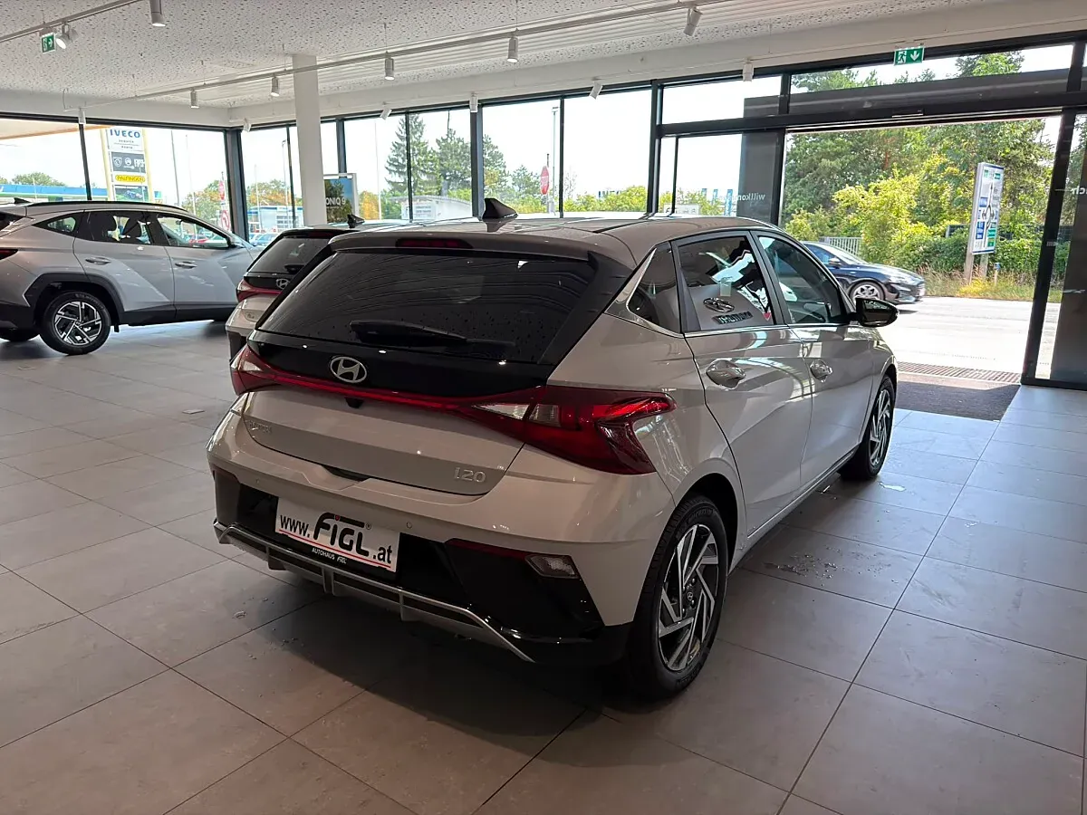 Hyundai I20 photo 3